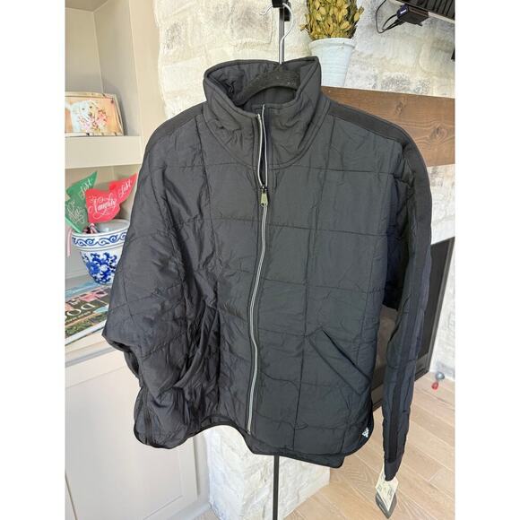 FP Movement x Hatch Women's Black Pippa Packable Puffer Jacket Size S - Picture 4 of 9